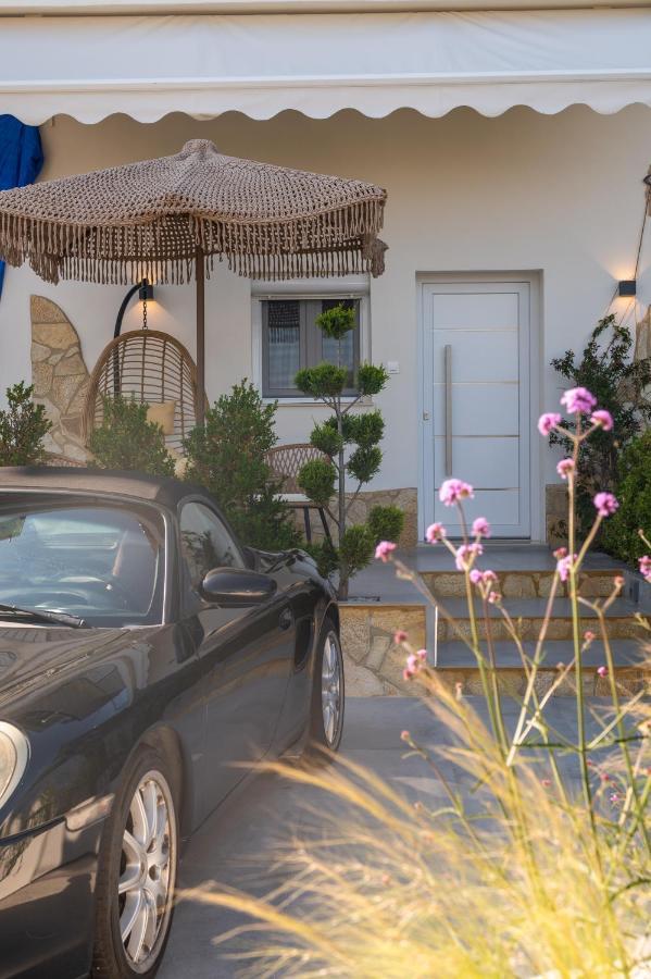 Melitta'S Luxury Apartments Anthousa  Bagian luar foto