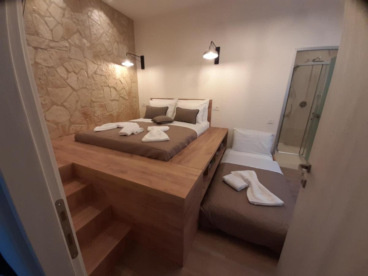 Melitta'S Luxury Apartments Anthousa  Bagian luar foto