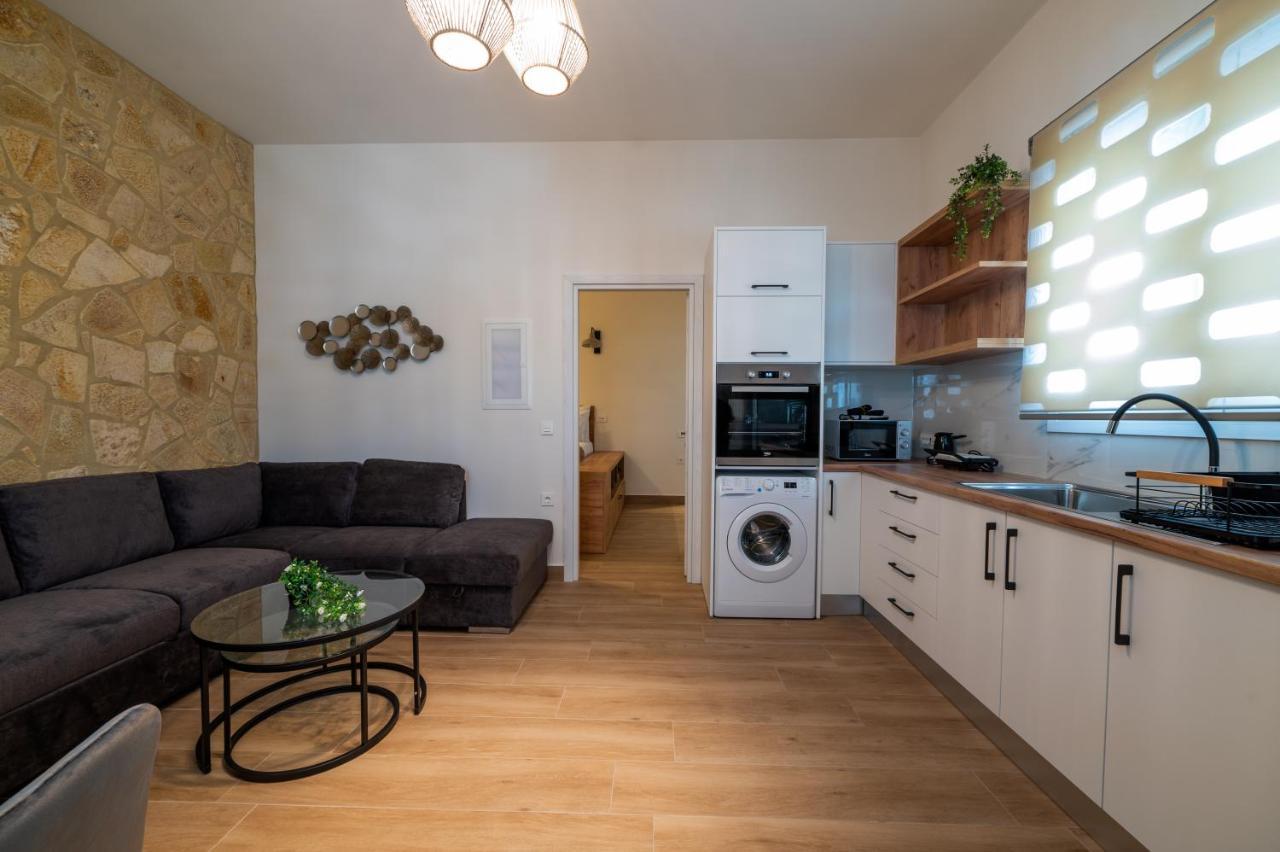 Melitta'S Luxury Apartments Anthousa  Bagian luar foto
